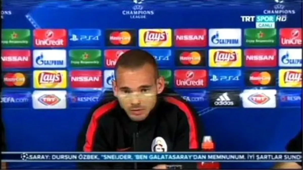 Sneijder: "Jose Rodriguez\'e Yardımcı Olmaya Çalışıyorum"