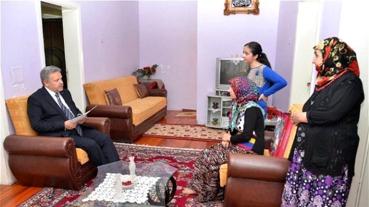 Vali Kahraman\'dan Dağdelen Ailesine Ziyaret