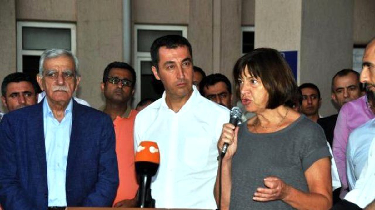 Alman Yeşiller Heyeti Cizre\'de: Silahlar Hemen Sussun (2)