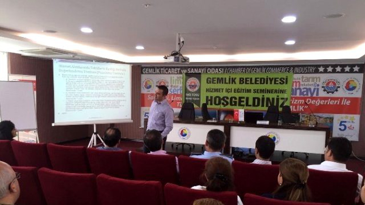 Belediye Personeline İhale Kanunu Anlatıldı