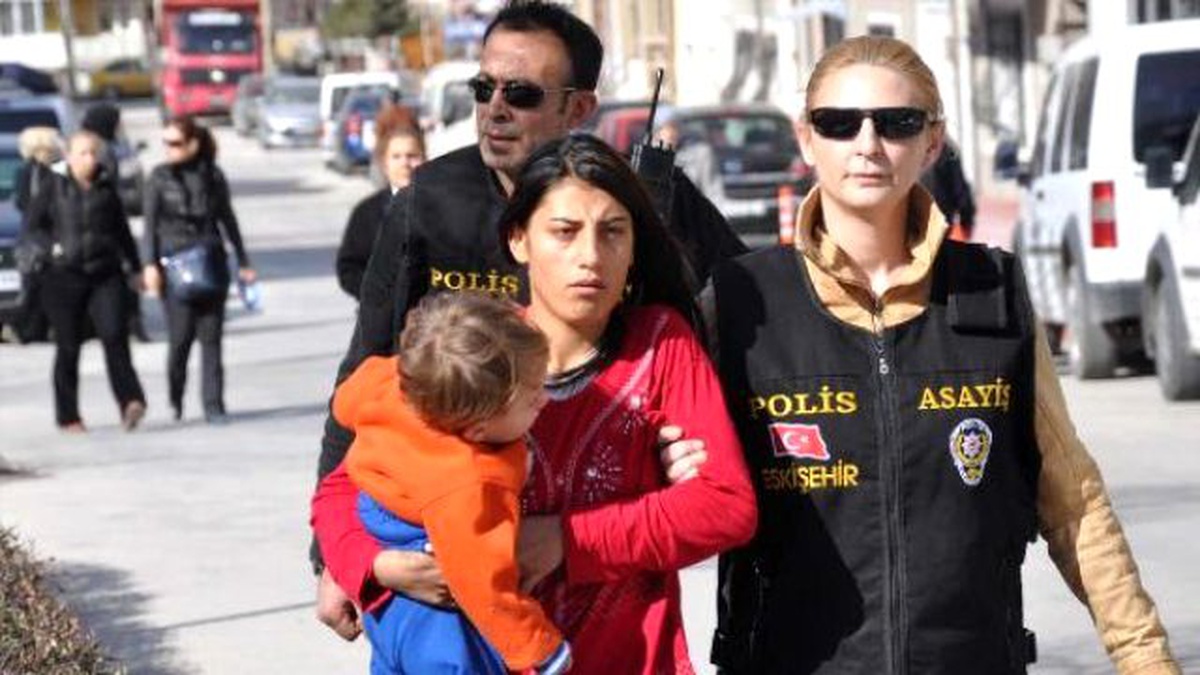 Cinayet Sanığı Kadın: Adem İntihar Etti