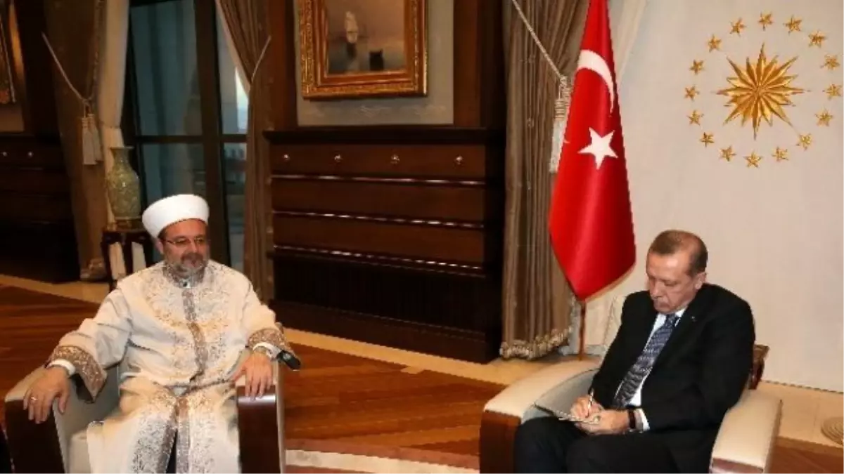 Cumhurbaşkanı Erdoğan Kurban Vekaletini Türkiye Diyanet Vakfı\'na Verdi