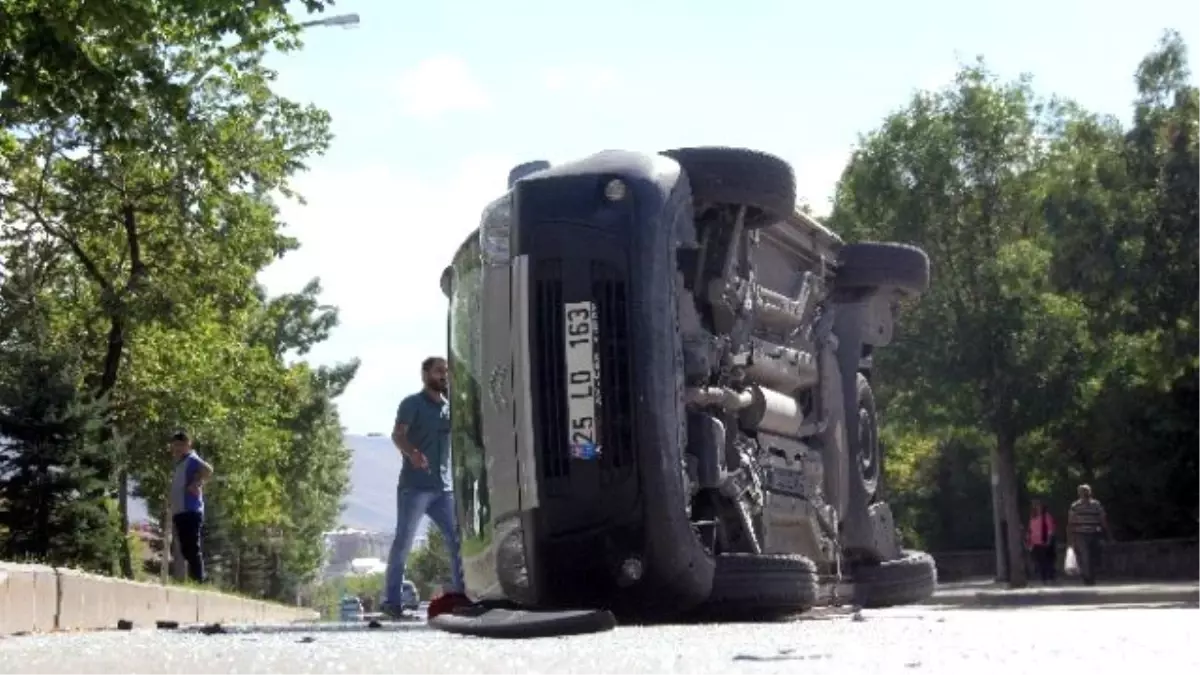 Erzurum\'da Trafik Kazası: 6 Yaralı