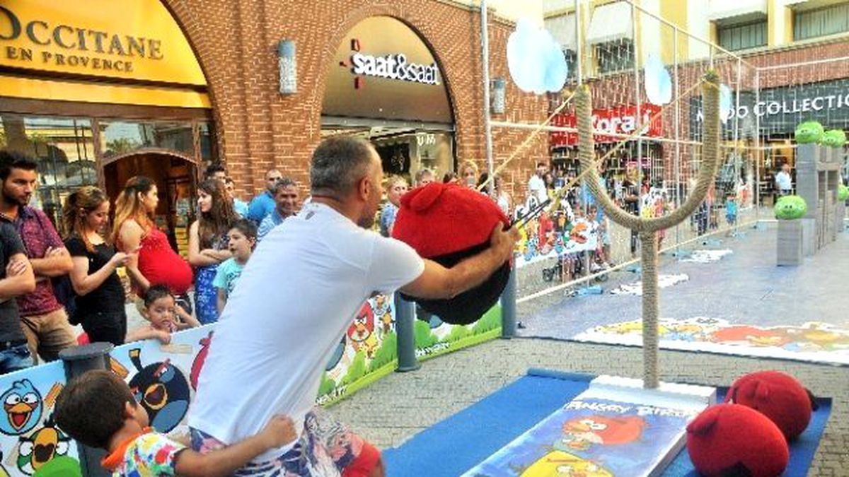 Forum Mersin\'de "Angry Birds" Eğlencesi