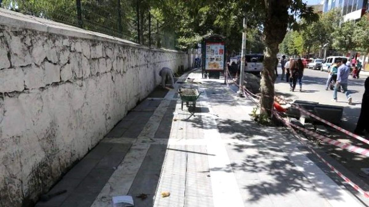 Gölbaşı Caddesinde Model Kaldırım Çalışması