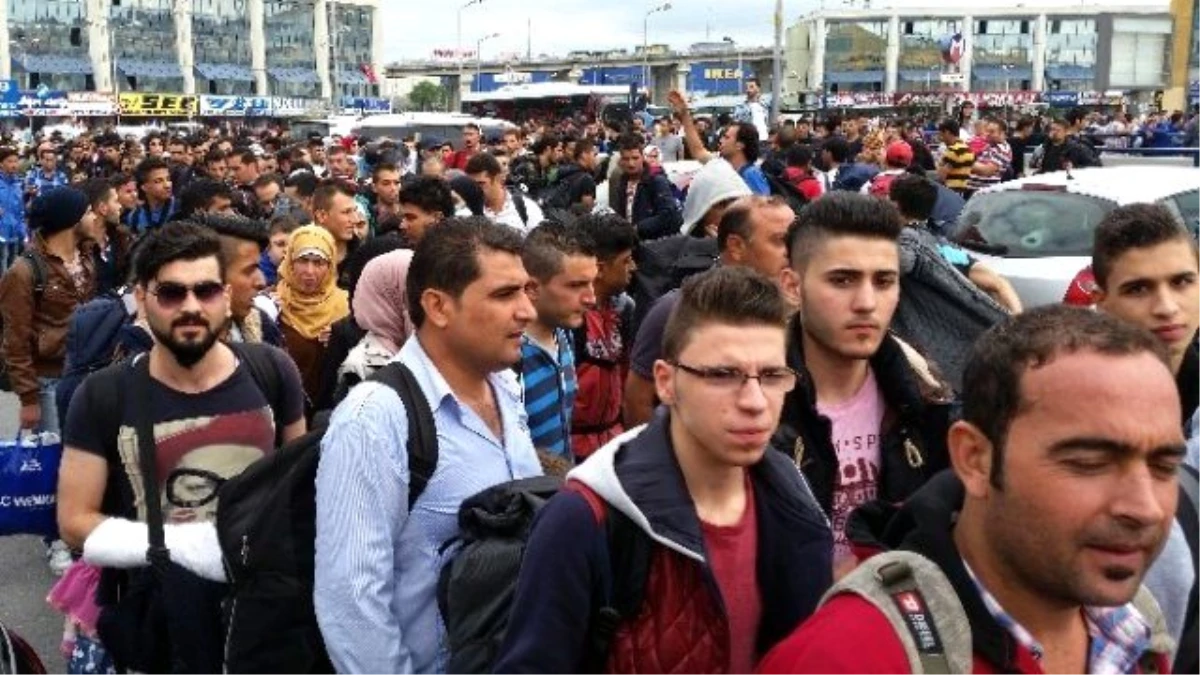 İstanbul Otogarı\'na Mülteci Akını