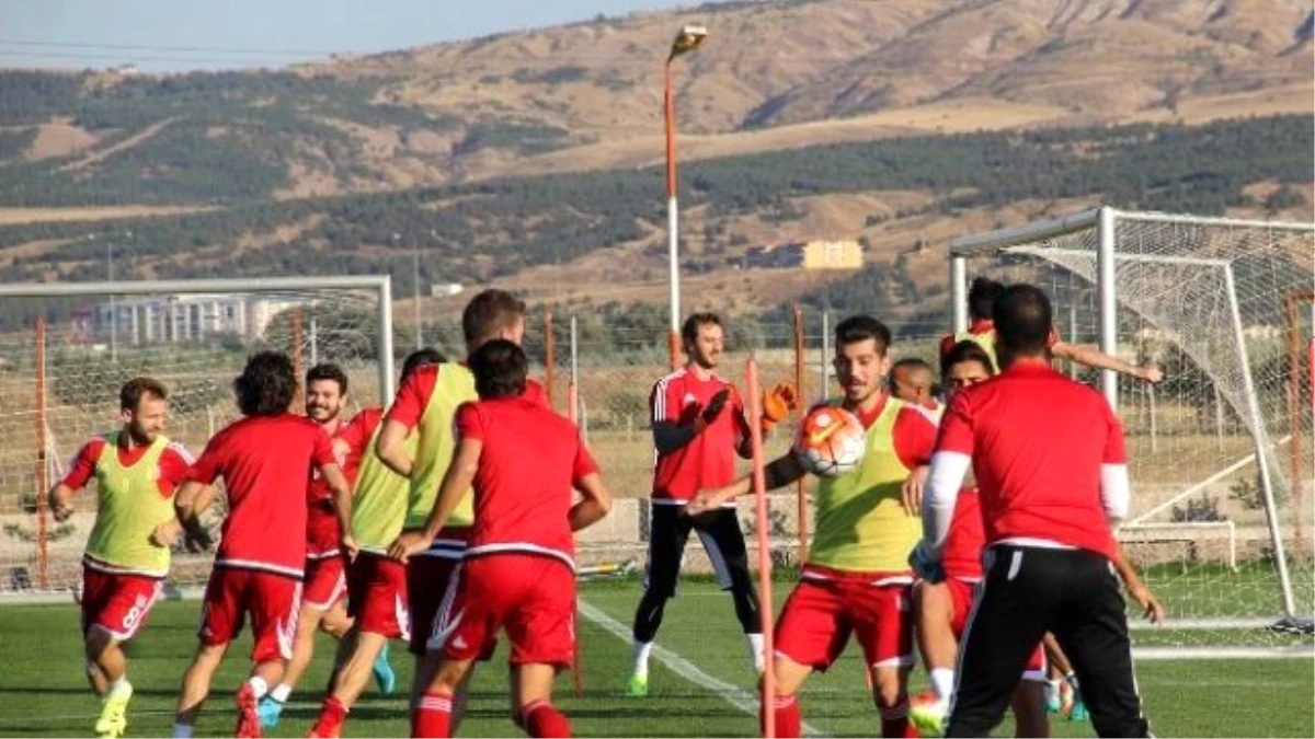 Medicana Sivasspor, Torku Konyaspor Maçı Hazırlıklarını Sürdürüyor