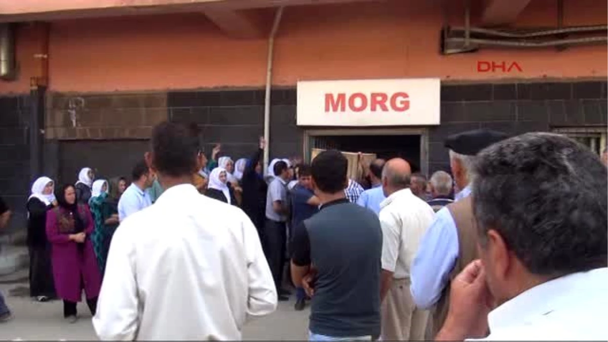 Şırnak\'ta 2 Polisi Şehit Edilmesiyle İlgili Gözaltına Alınan 15 Kişi Serbest Bırakıldı