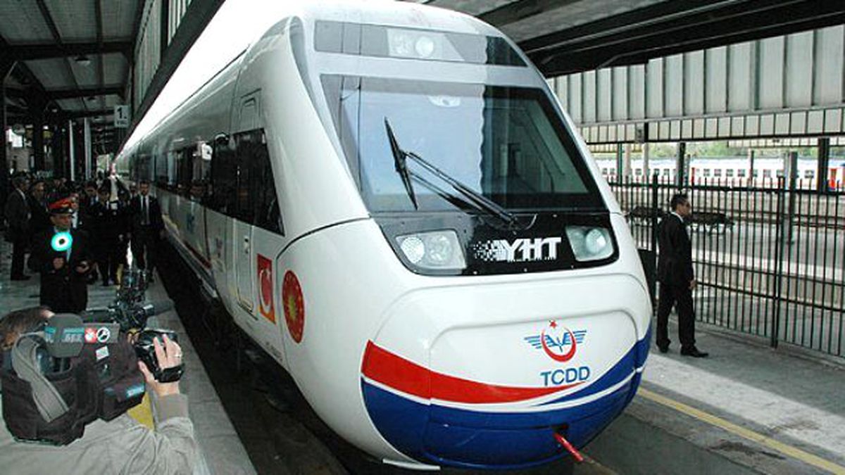 TCDD'den Güvenlik Güçleri ve Ailelerine Bayramda Yüzde 50 İndirim