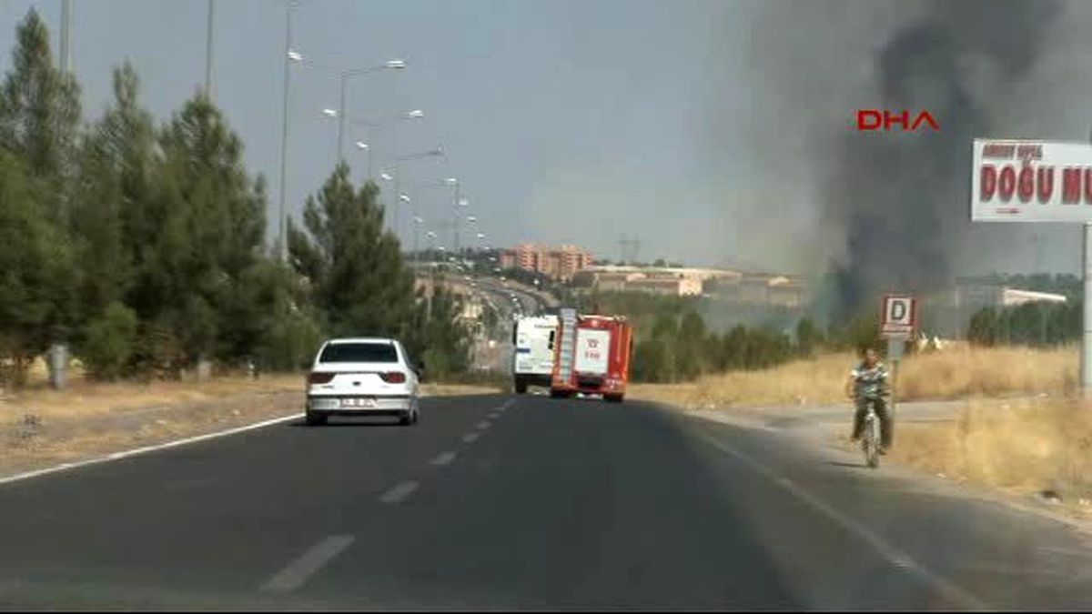 Diyarbakır\'da Özel Harekat Şube Müdürlüğü\'ndeki Patlama Heyecan Yarattı