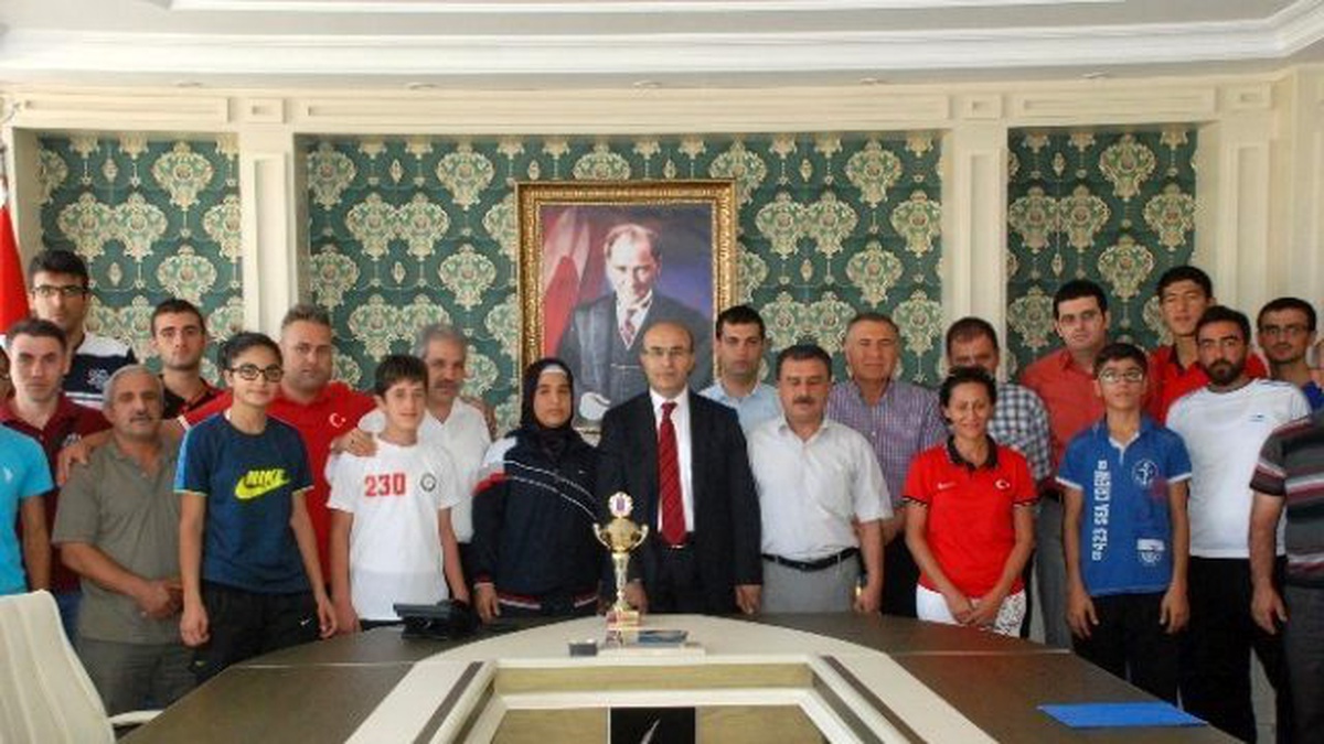 Görme Engelli Sporcuların Azmi Şampiyonluk Getirdi