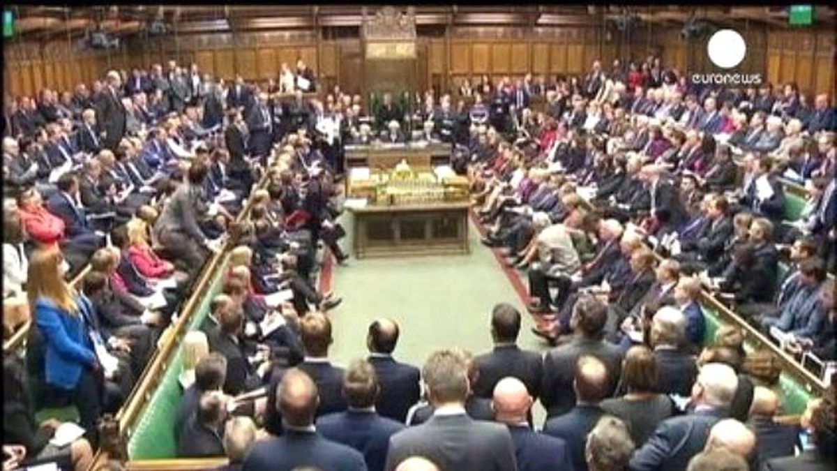 İngiltere\'de İşçi Partisi\'nin Yeni Lideri Corbyn\'den \'Halkın Sesi\' Çıkışı