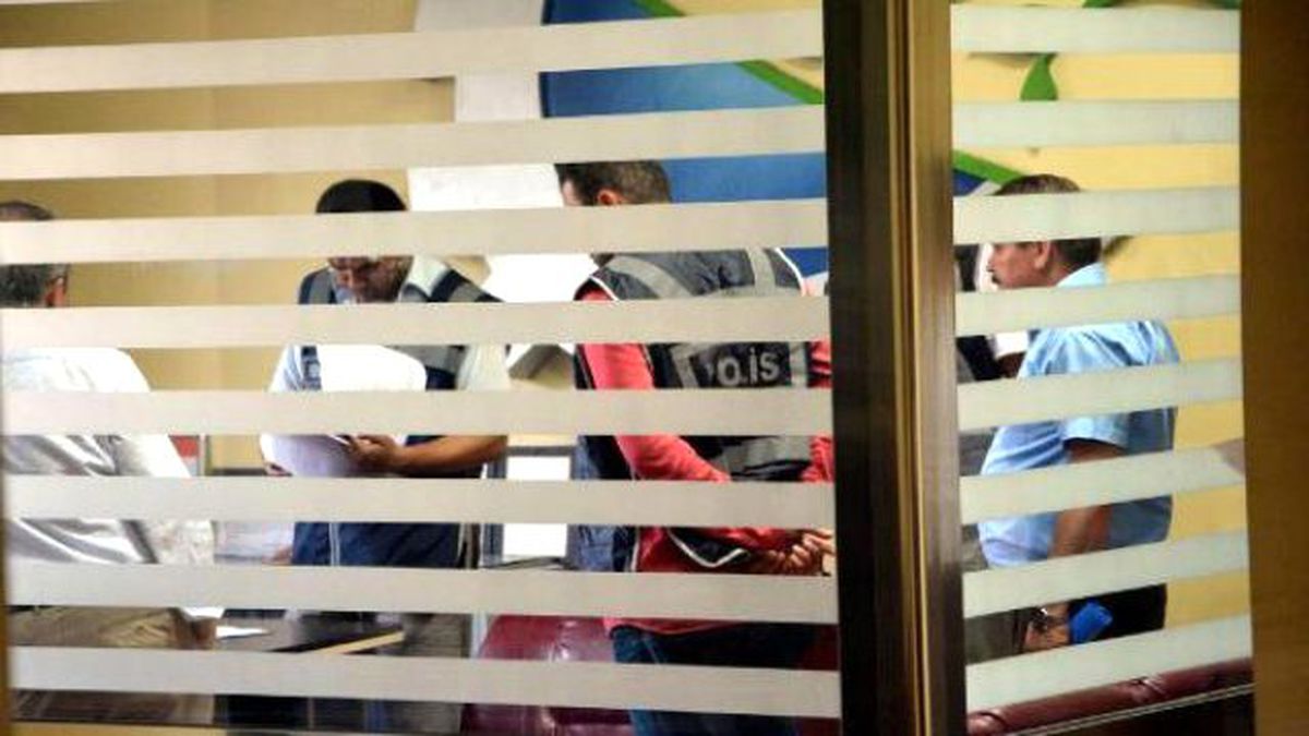 Paralel Devlet Yapılanmasına Mali Kaynak Sağladığı\' İddiasıyla Bir Dernekte Arama Yapıldı