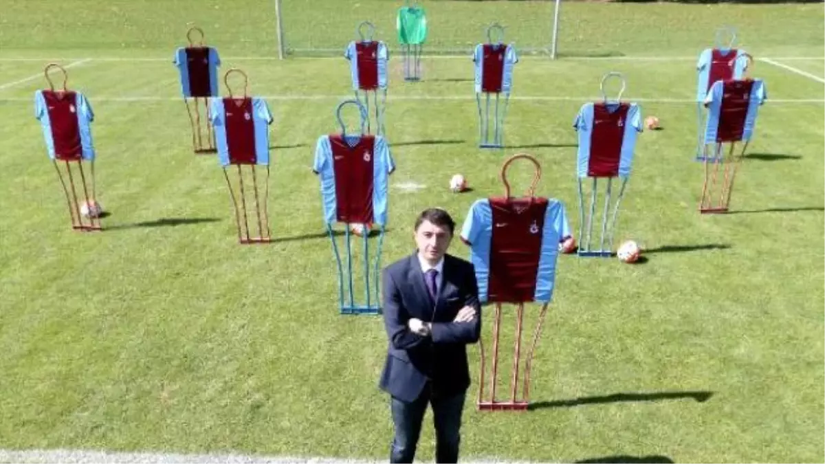 Trabzonspor Teknik Direktörü: "Futbolcu Taraftarına Güvenmeli"