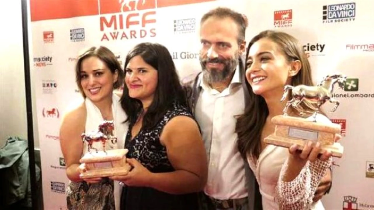 Turkish Actress, Directors Receive Awards İn Milan
