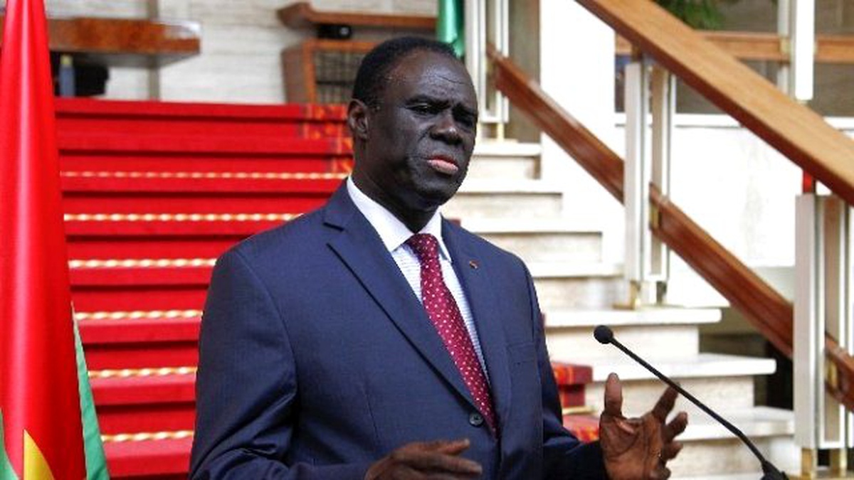 Burkina Faso\'da Geçici Hükümete Darbe