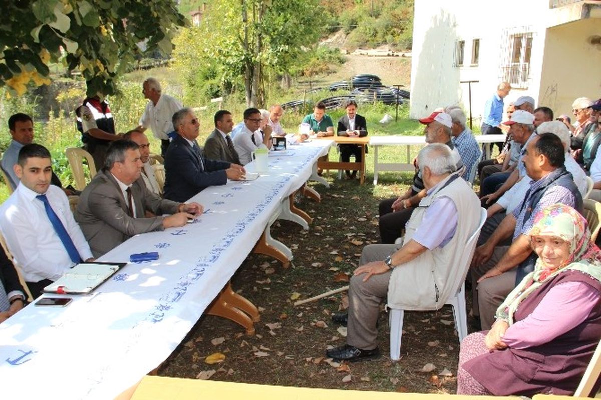 Kaymakam Devlet Kurumlarını Vatandaşın Ayağına Getirdi