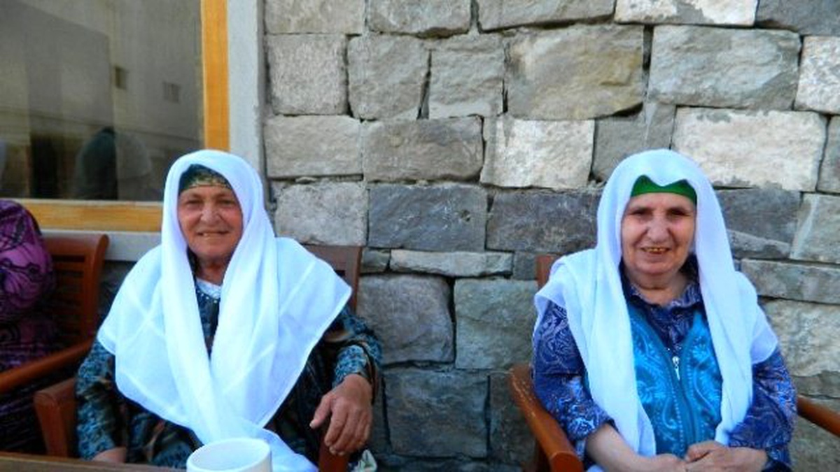 Kırgızistan\'da Yaşayan 33 Yaşlı Kadın, Yıllar Sonra Anavatanları Ahıska\'ya Kavuştu