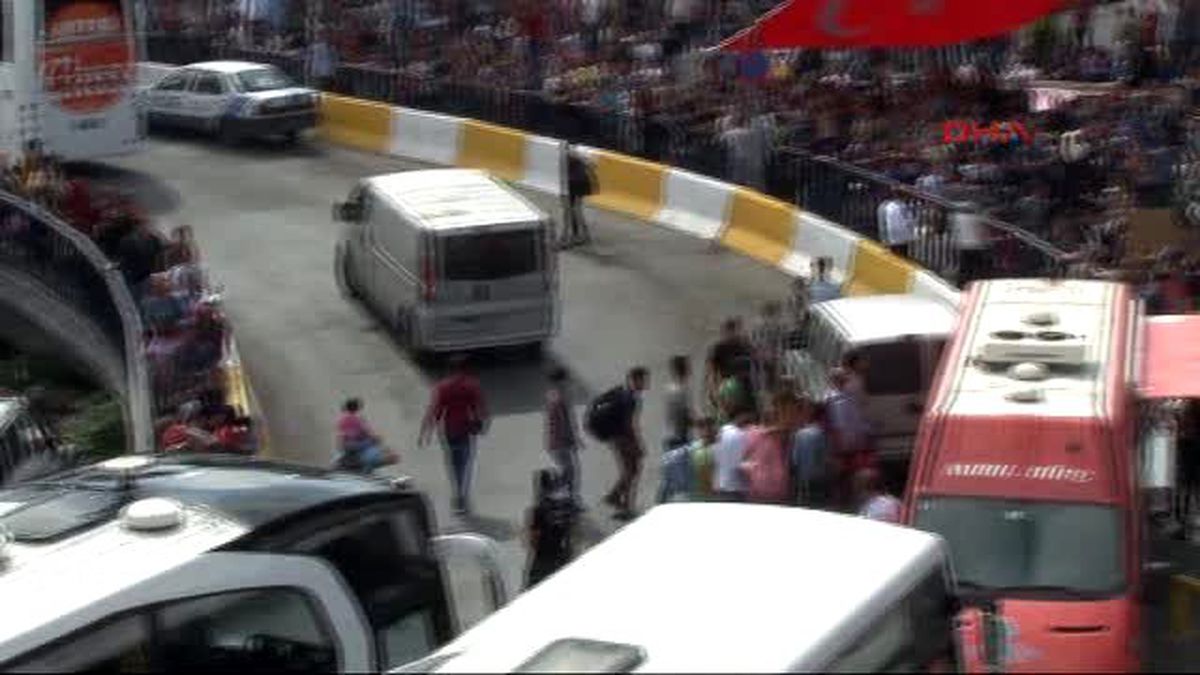 Otogara Sığınmacı Akımı Devam Ediyor