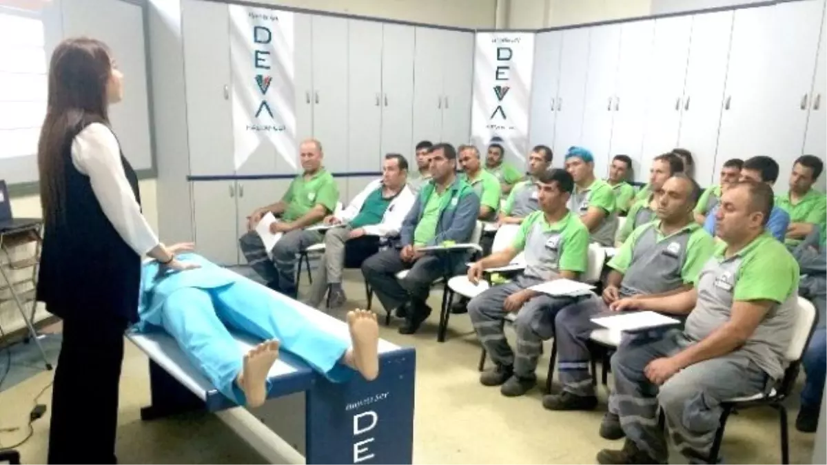 Özel Deva Hastanesi\'nden Naksan Holding\'de Eğitim Verildi