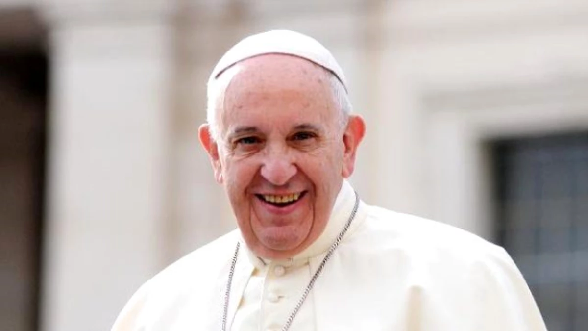 Papa: "Baştan Çıkarıcı Kadınlar Hakkındaki Klişeler Yıkılmalı"