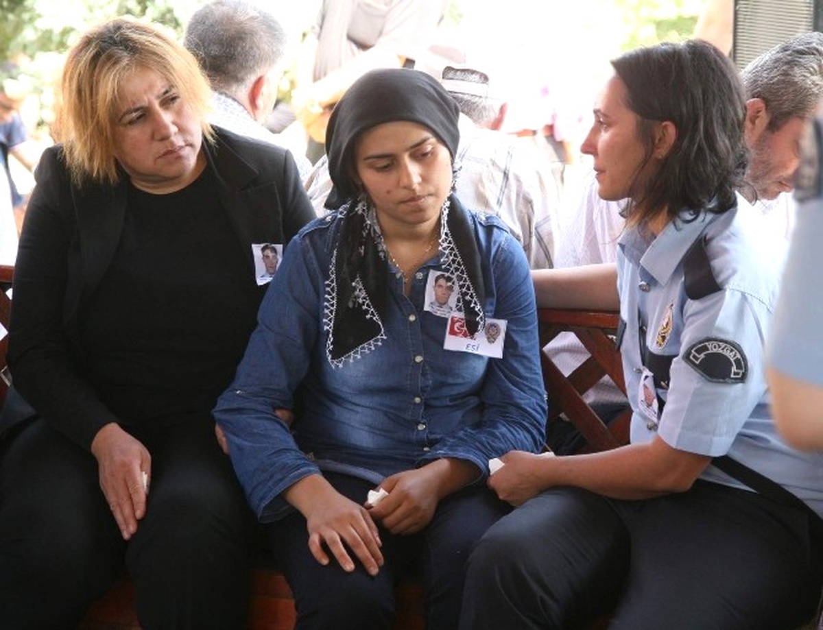 Şehit Eşinden Kocasına Duygu Dolu Mektup