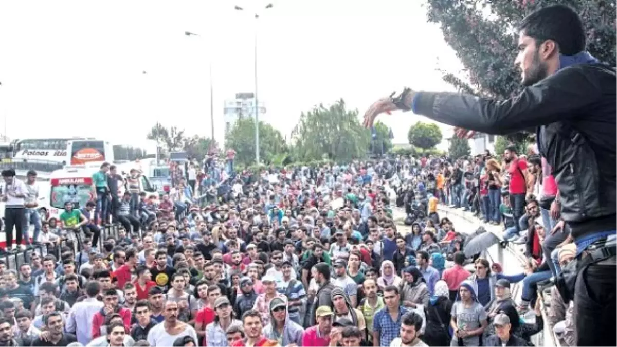 Mülteciler Edirne\'ye Taksiyle Gitmek İçin 600 TL Ödüyor