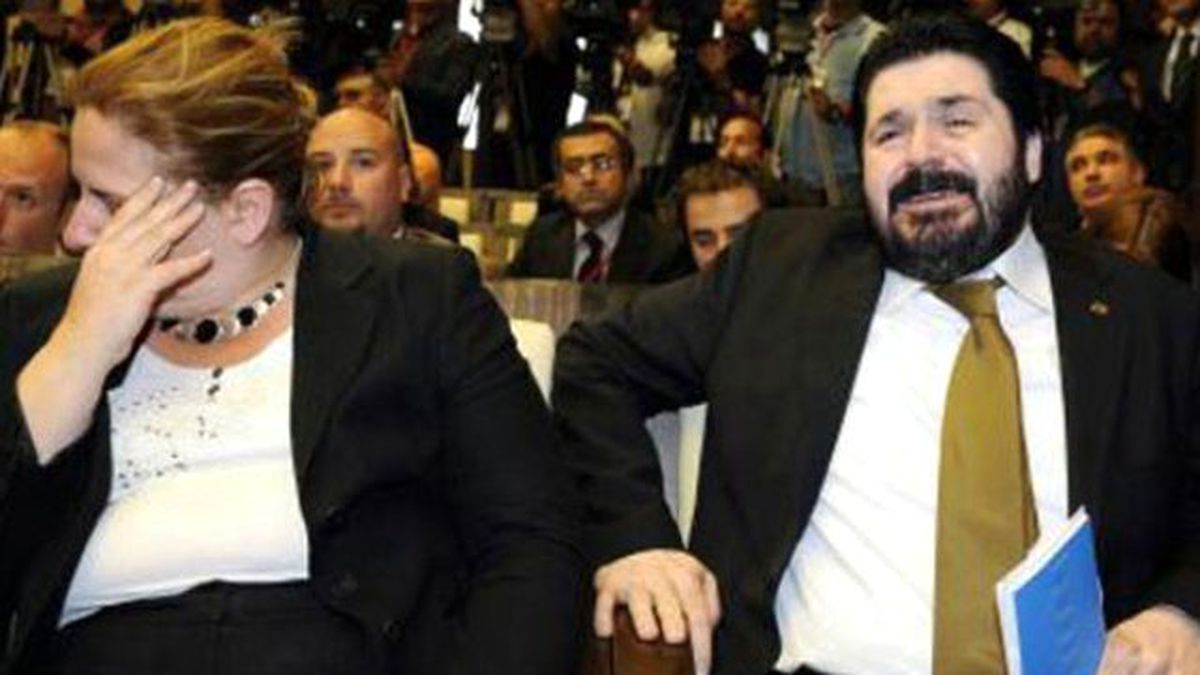 AK Partiden Aday Gösterilmeyince Cemaatin Sloganını Paylaştı