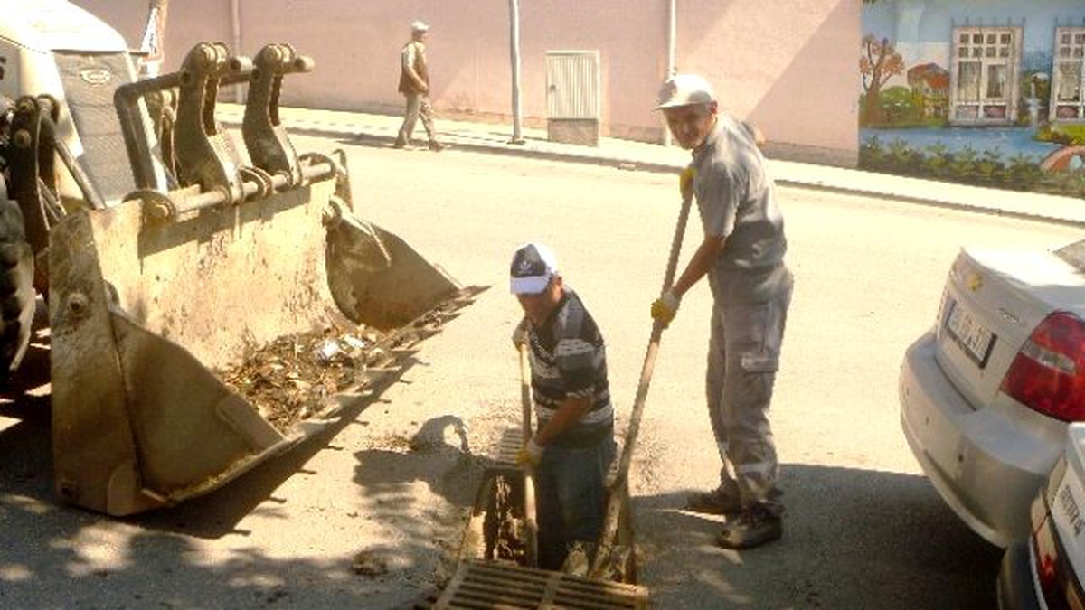 Bilecik Belediyesi\'nden Mazgal Temizliği