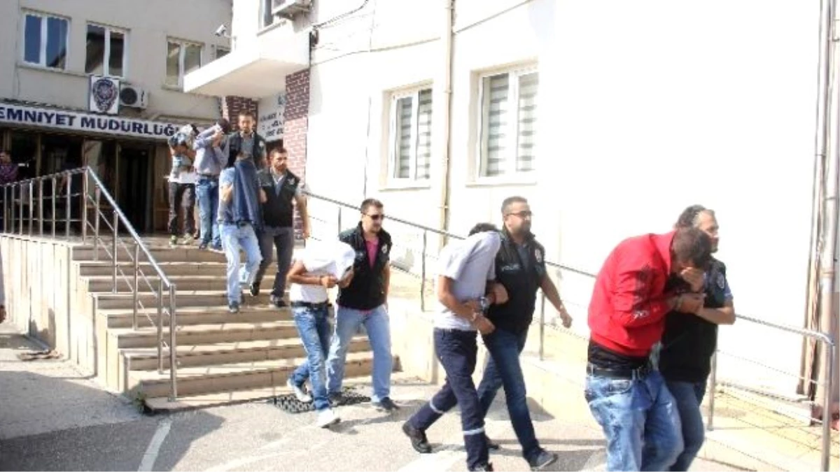 Bursa\'da Uyuşturucu Operasyonunda 28 Tutuklama