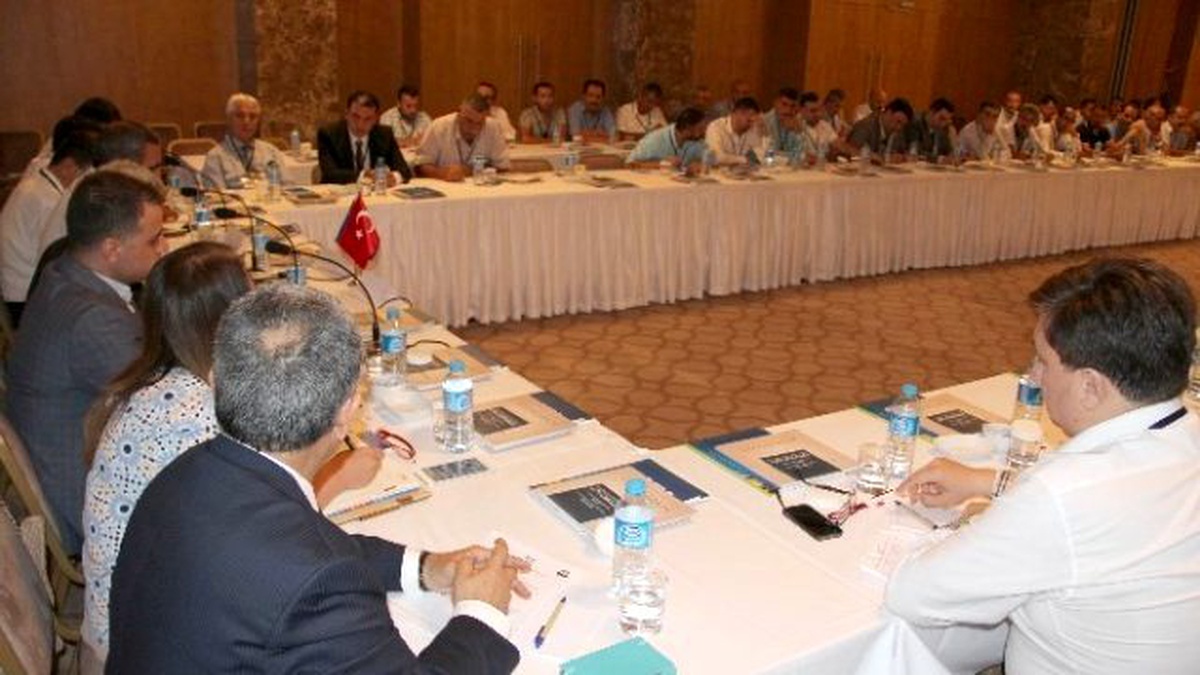 Diyarbakır\'da "Demokrasi" Çalıştayı Yapıldı