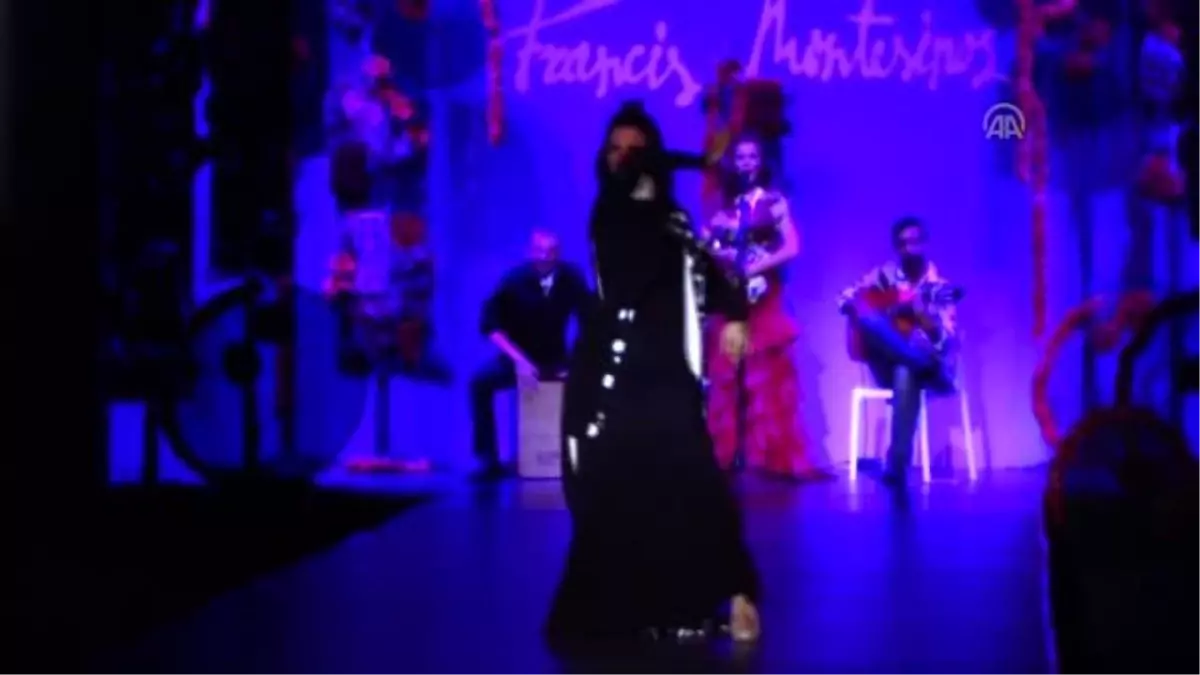 Francis Montesinos\'un 2016 İlkbahar-yaz Kreasyonu Tanıtıldı