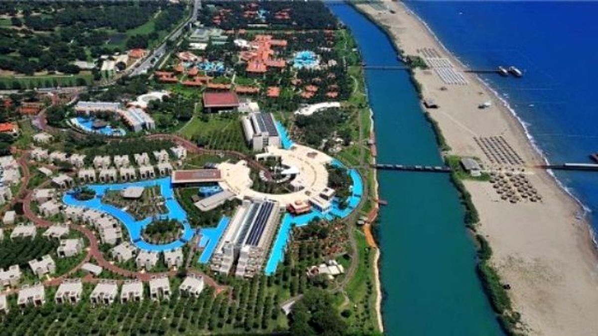 Glorıa Ödüllere Doymuyor