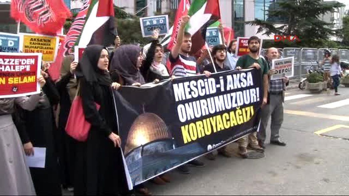 İsrail Başkonsolosluğu Önünde Protesto Gösterisi