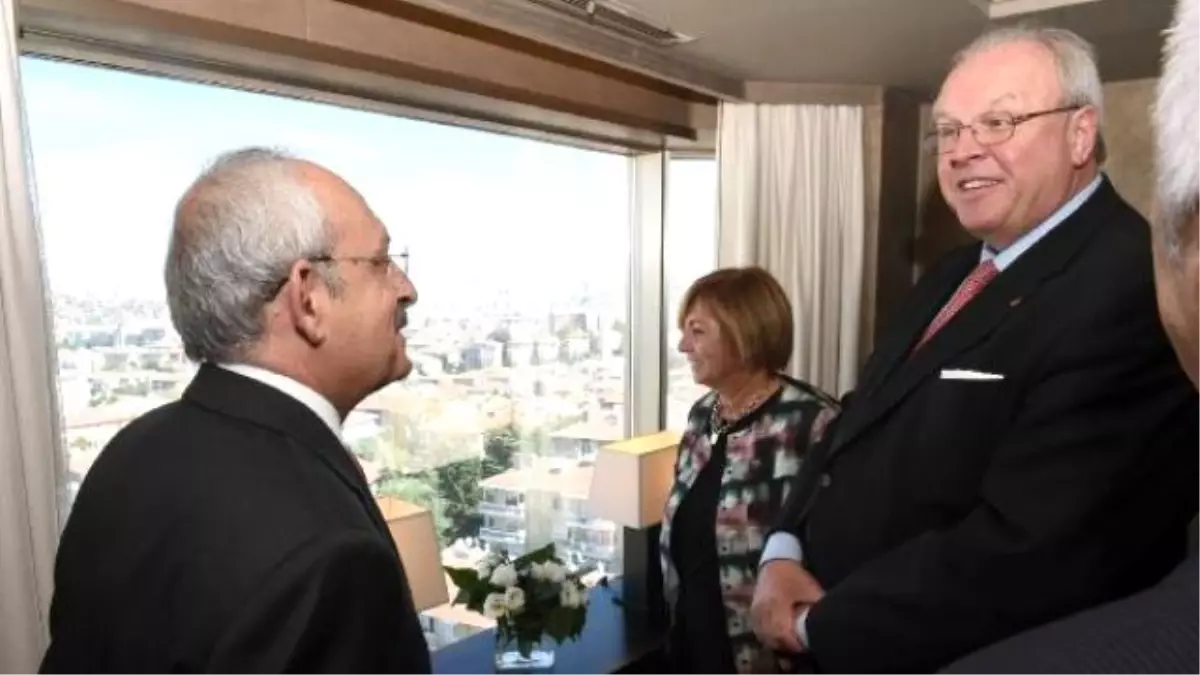 Kılıçdaroğlu, Almanya Dışişleri Bakanı Frank-Walter Steinmeier ile Görüştü