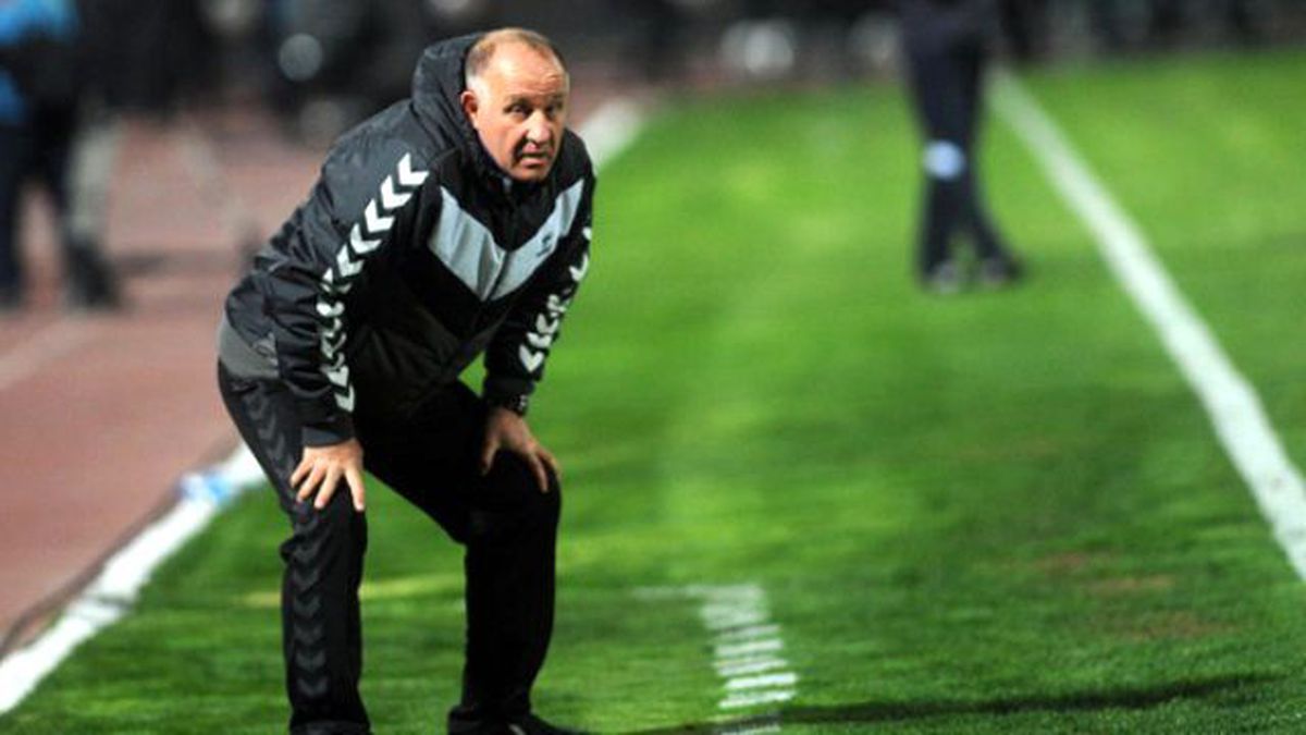 Mesut Bakkal, Mersin İdman Yurdu'ndan İstifa Etti