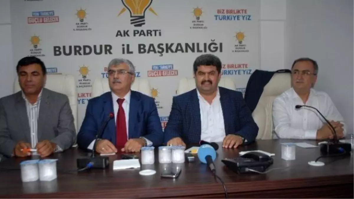 AK Parti Burdur Adaylarını Tanıttı