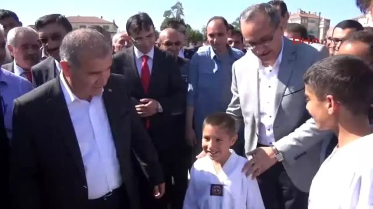 Aksaray Gümrük Bakanı Aşçı, Suriyeli Sığınmacılar İçin Diğer Ülkeler Kabul Ederse Geçmelerine...