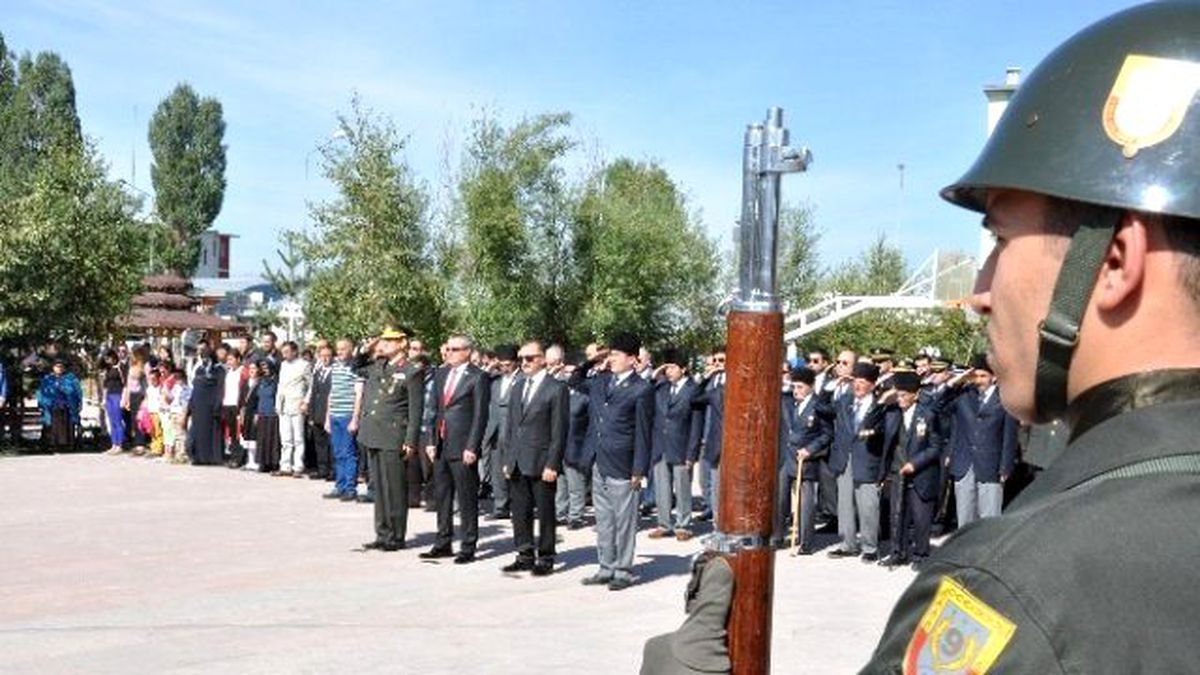 Ardahan\'da Gaziler Haftası Kutlandı