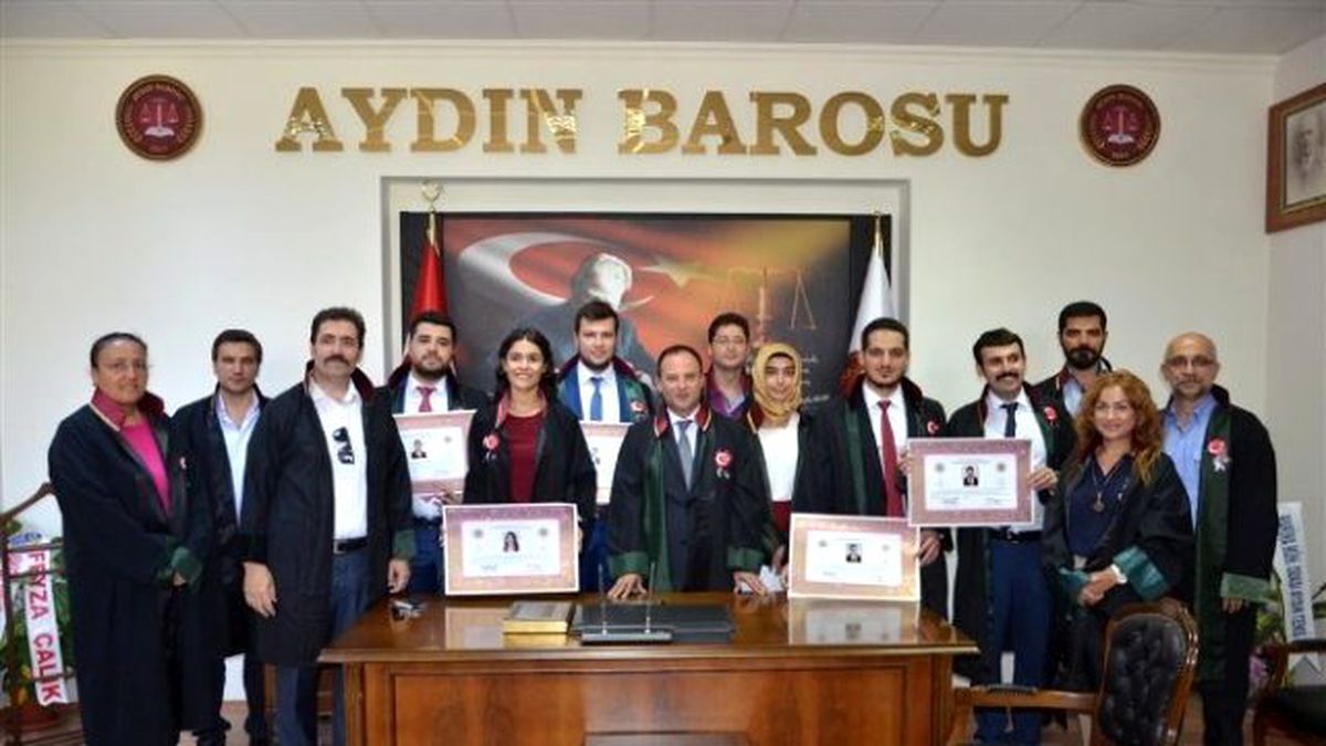 Aydın Barosu\'na Çiçeği Burnunda 6 Avukat Daha Katıldı