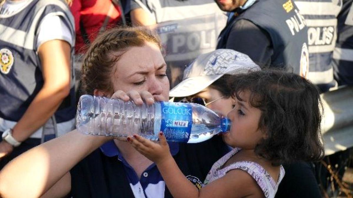 Edirne Valisi Şahin: "Yunanistan\'a Gitmeleri Söz Konusu Değil"