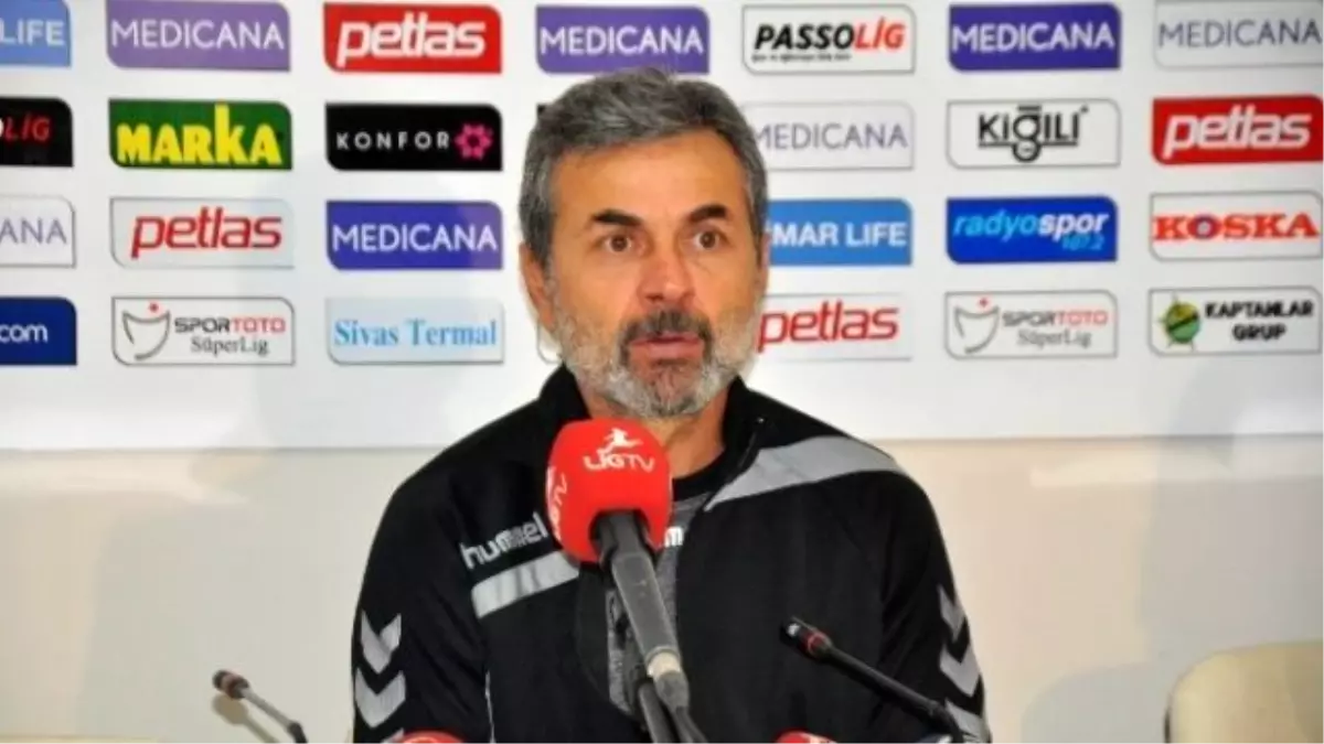 Kocaman: "Sahada Kaos Futbolu Var"