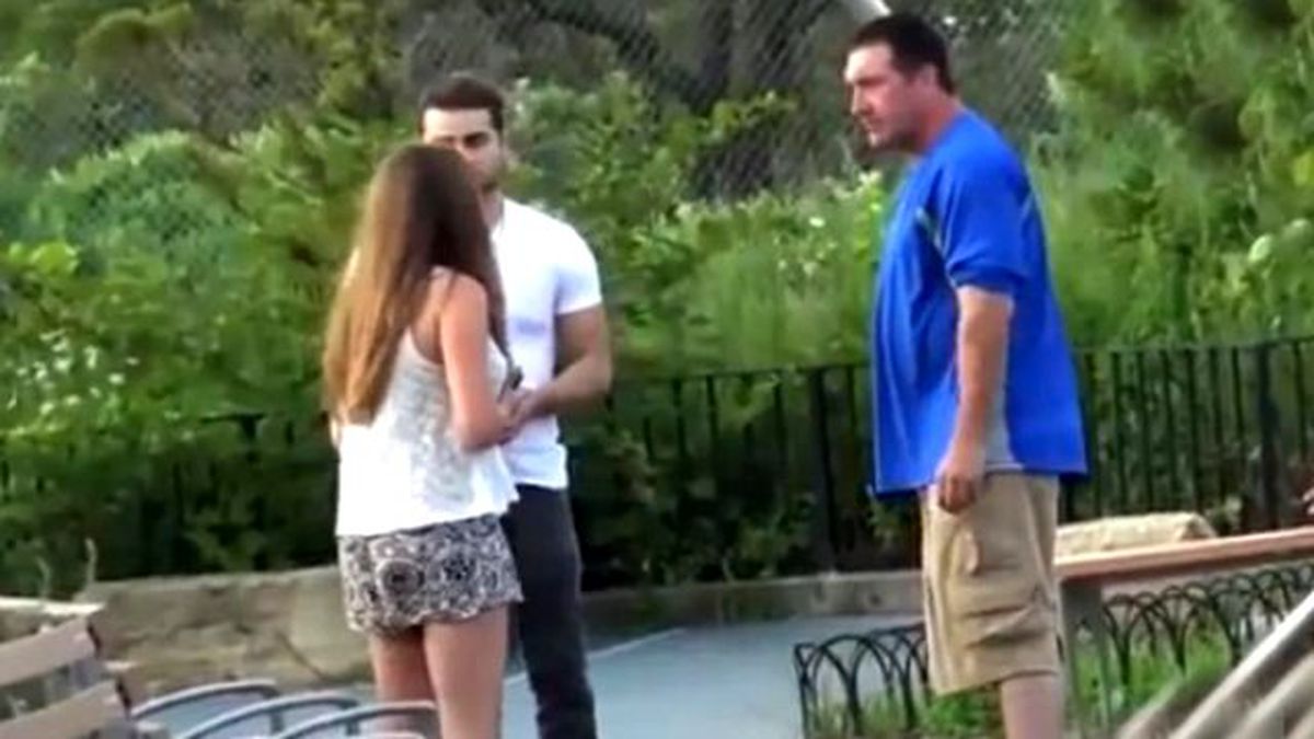 Sosyal Medya Kız Çocukları İçin Ne Kadar Tehlikeli