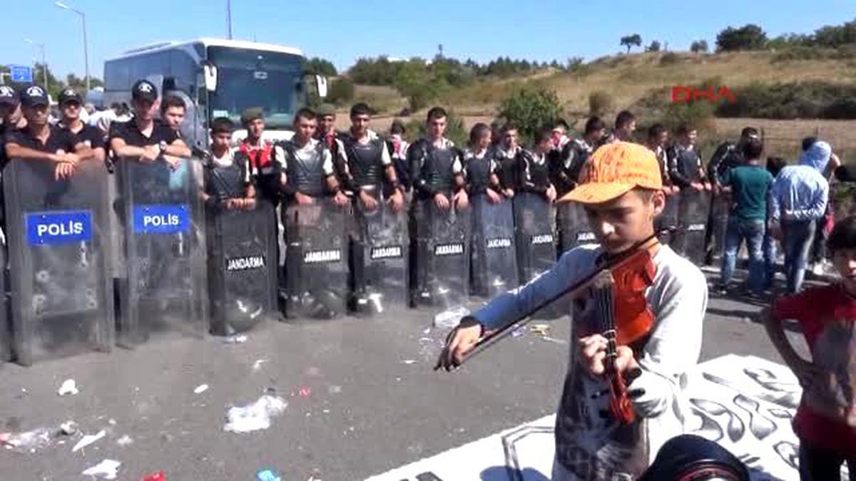 Suriyelilerin Umudu Bayramda Almanya?da Olmak