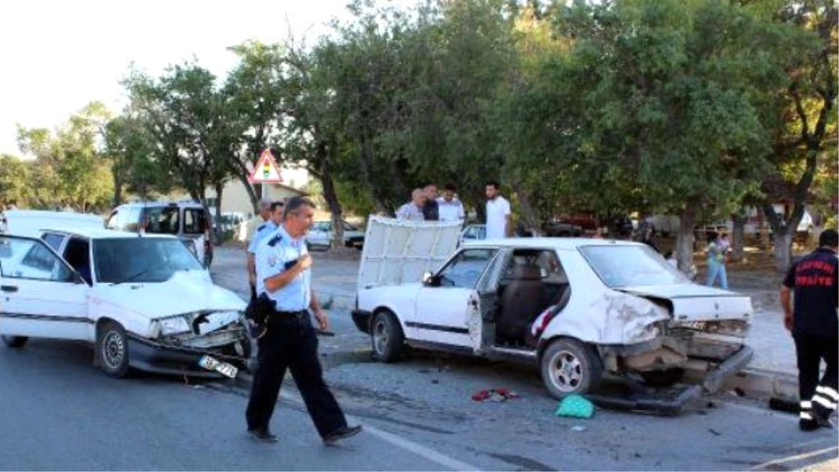 Tomarza\'da Trafik Kazası: 7 Yaralı