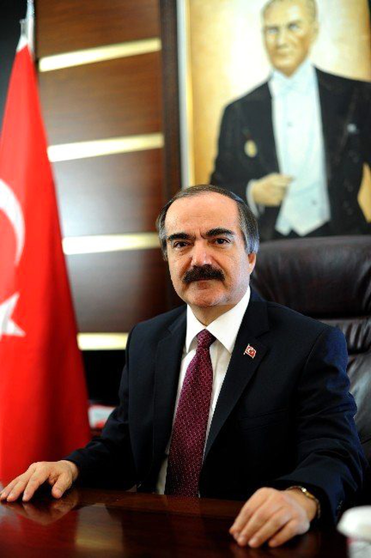 Vali Hüseyin Avni Coş\'tan Kurban Bayramı Mesajı