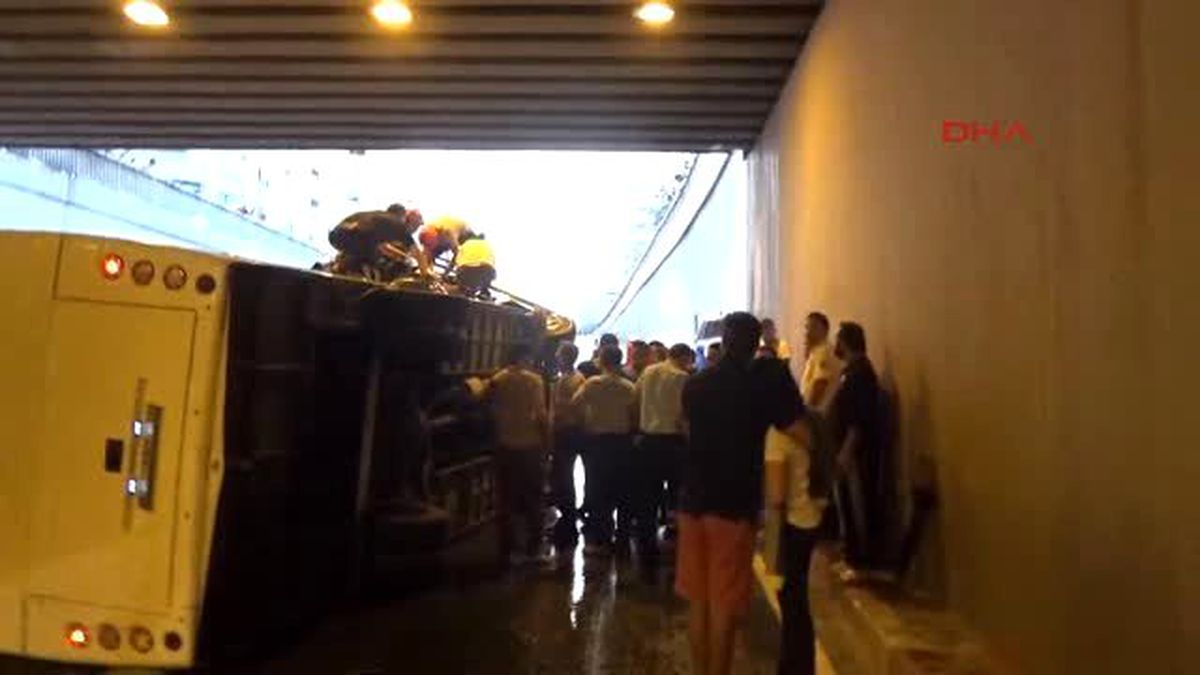 Antalya Alt Geçitte Can Pazarı: 1 Ölü, 7 Yaralı