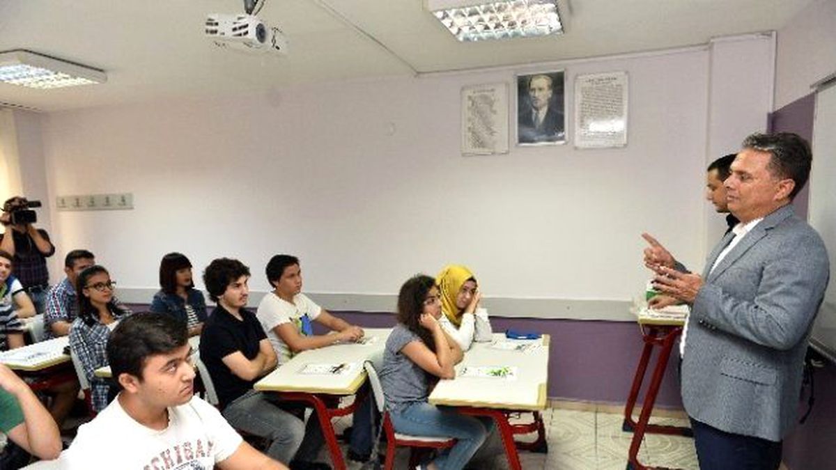 Başkan Uysal\'dan Murgem\'de Öğrencilere Öğüt