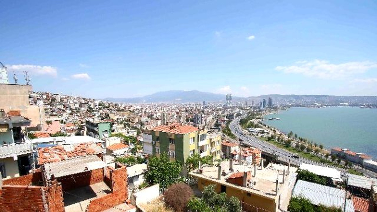 Bayraklı Belediyesi\'nden "Risk Almayın" Uyarısı