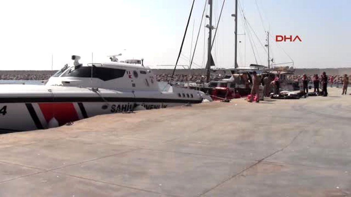 Çanakkale - Ege Denizi\'nde Facia: Kaçak Botuna Yolcu Teknesi Çarptı 13 Kişi Öldü